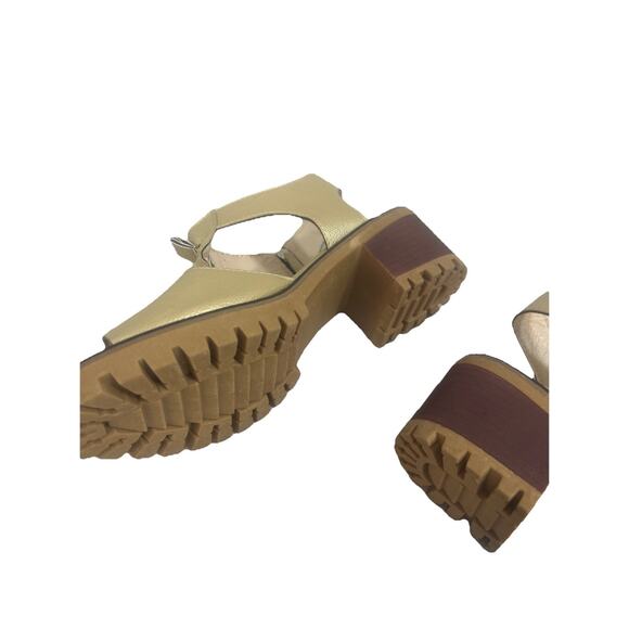Chic Sandals Gold Chucky Sole Heels Zip Comfy Shoes Sling Back Woman's Sz 8.5 - Picture 12 of 12